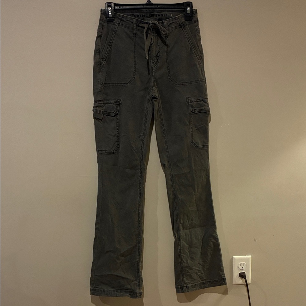 American Eagle Women’s Cargo Pants - Charcoal